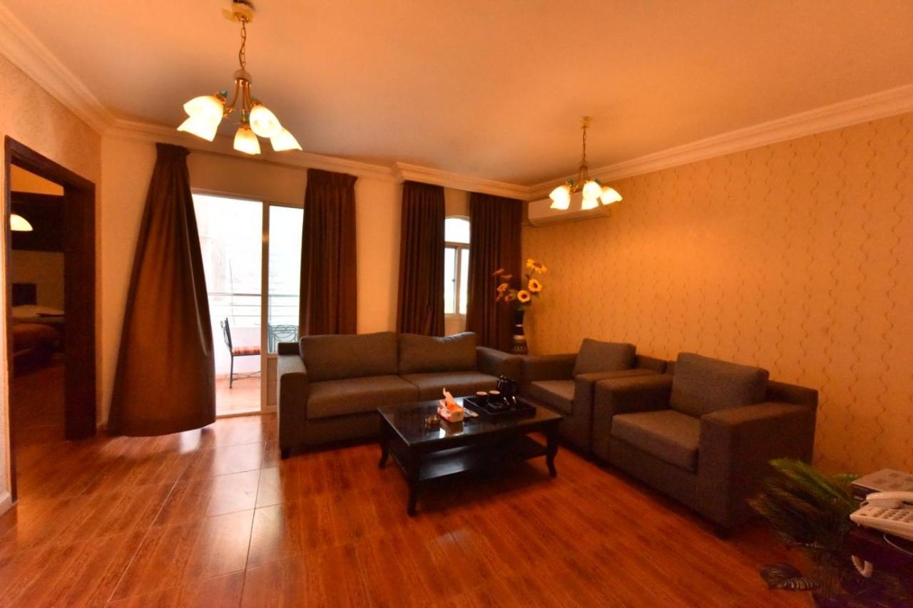 Al Farooq Hotel Apartments Amman Zewnętrze zdjęcie