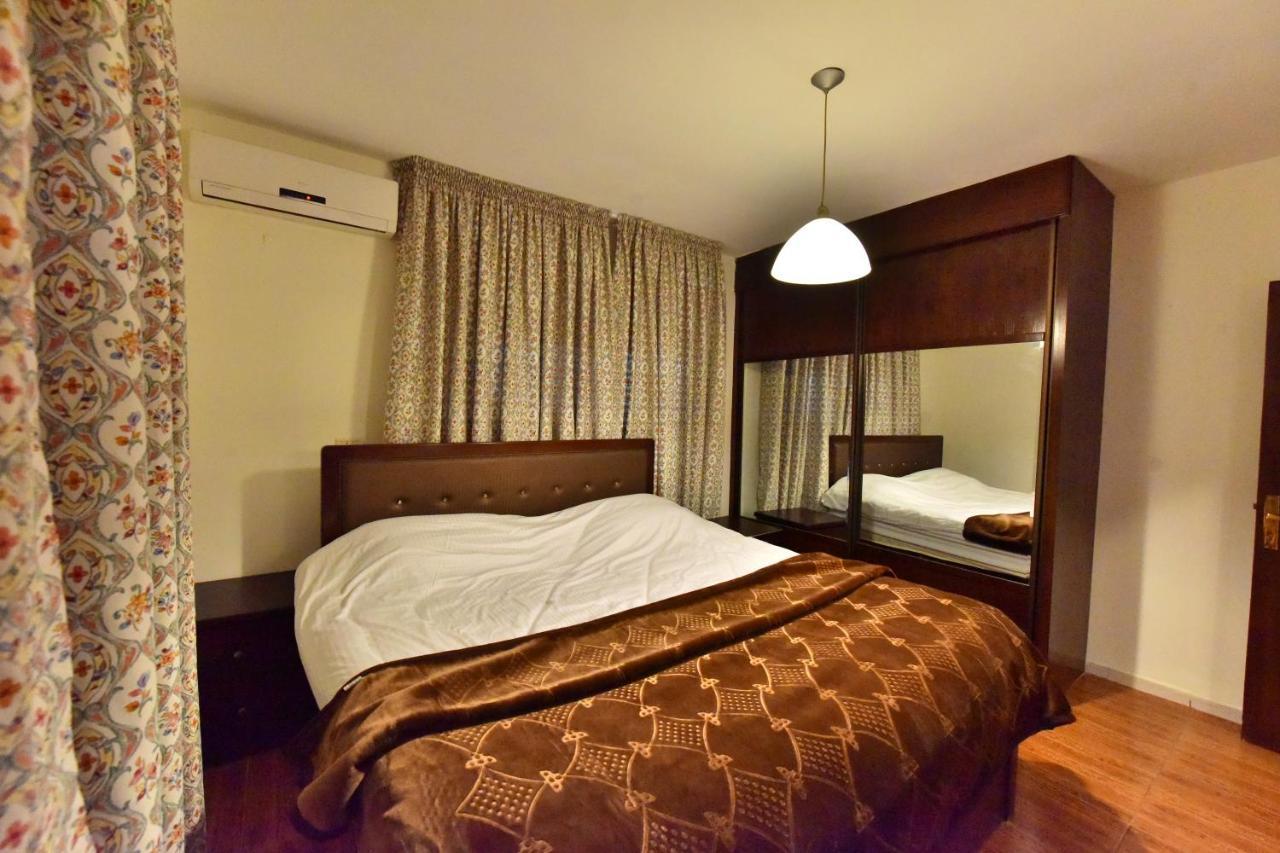 Al Farooq Hotel Apartments Amman Zewnętrze zdjęcie